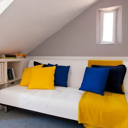 Sant'ana Restelo 1br Terrace