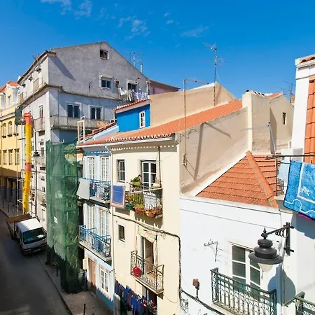 Sant'ana Restelo 1br Terrace Apartment Lisbon
