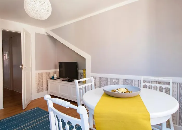 Διαμέρισμα Sant'ana Restelo 1br Terrace *