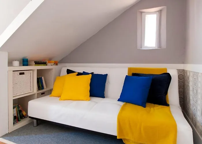 Sant'ana Restelo 1br Terrace