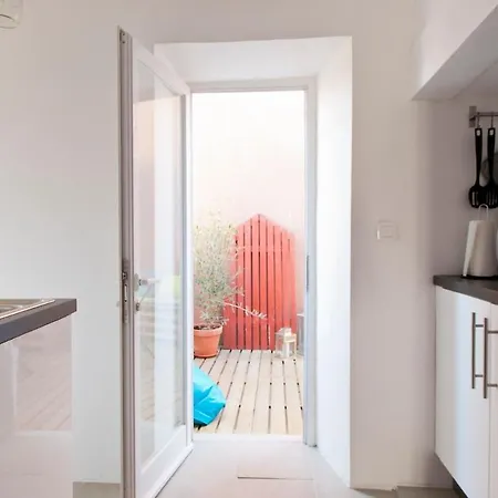 Appartamento Sant'ana Restelo 1br Terrace Lisbona